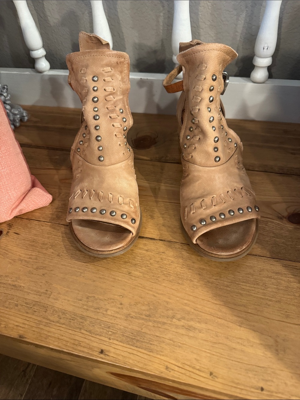 👡A.S. 98 EXCELLENT CONDITION! Womens Tan Studded Open-Toe Ankle Booties👡